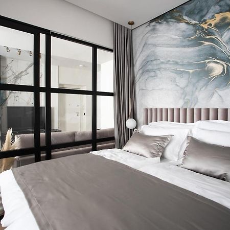 Prestigious Downtown Apartment Сплит Екстериор снимка