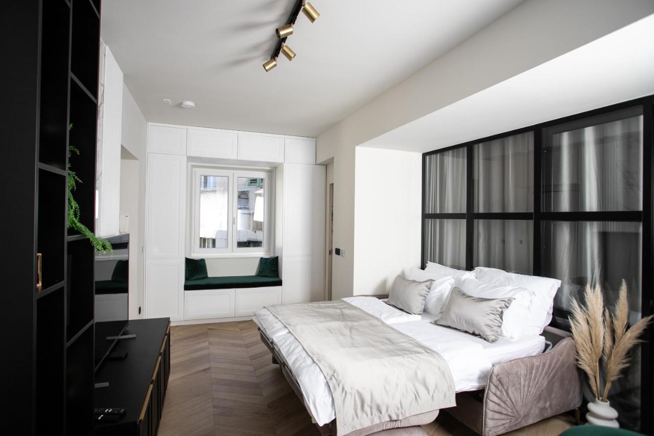 Prestigious Downtown Apartment Сплит Екстериор снимка