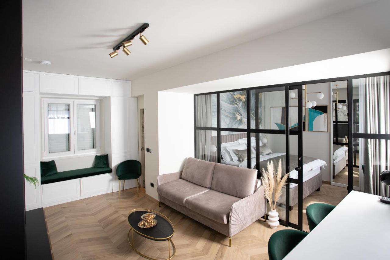 Prestigious Downtown Apartment Сплит Екстериор снимка
