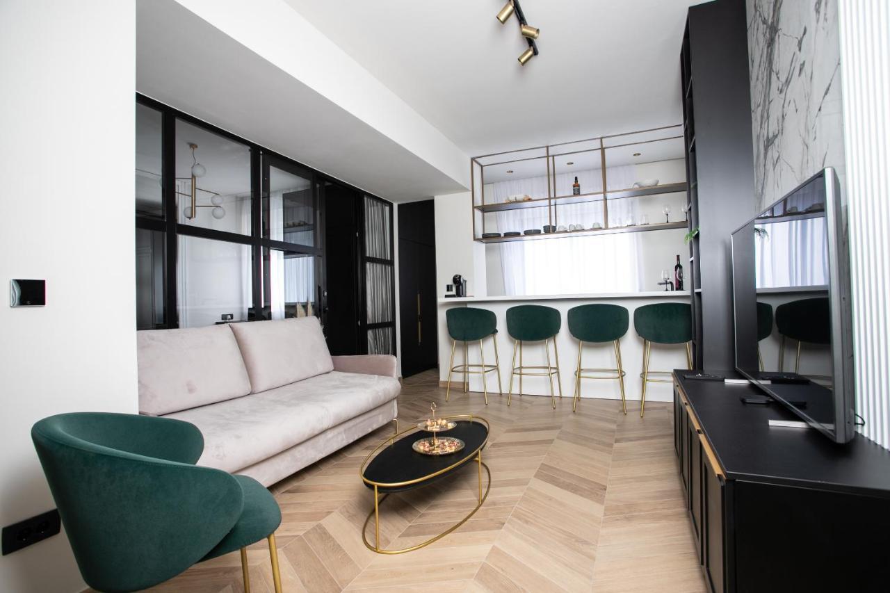 Prestigious Downtown Apartment Сплит Екстериор снимка